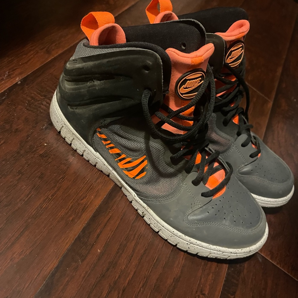 Nike shoes